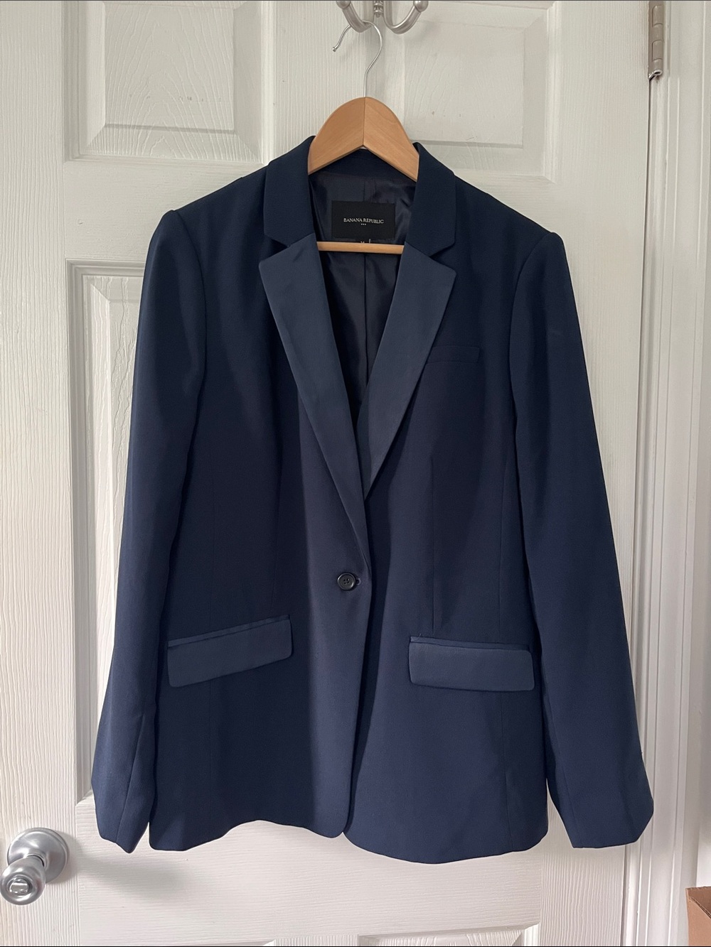 Banana Republic Dark Navy Women’s Blazer with Satin Trim